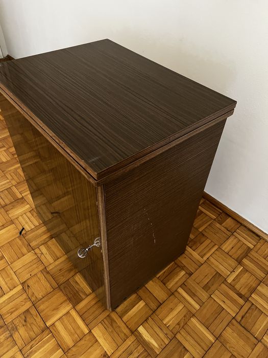 Szafka pod maszynę do szycia