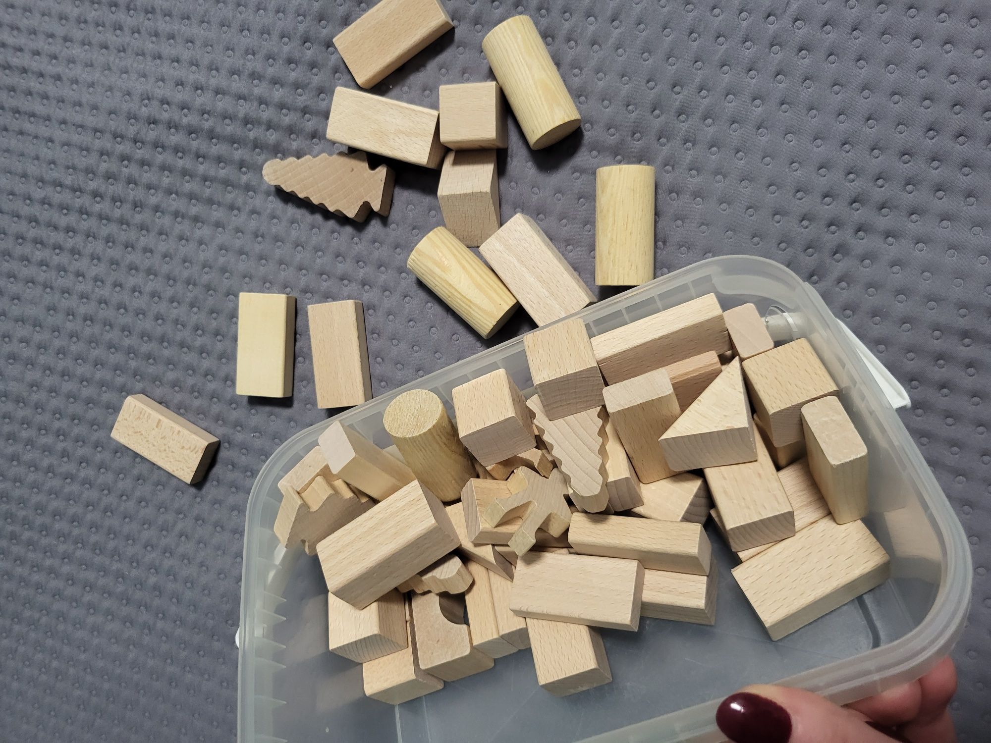 Klocki drewniane w pudełku 60 elementów