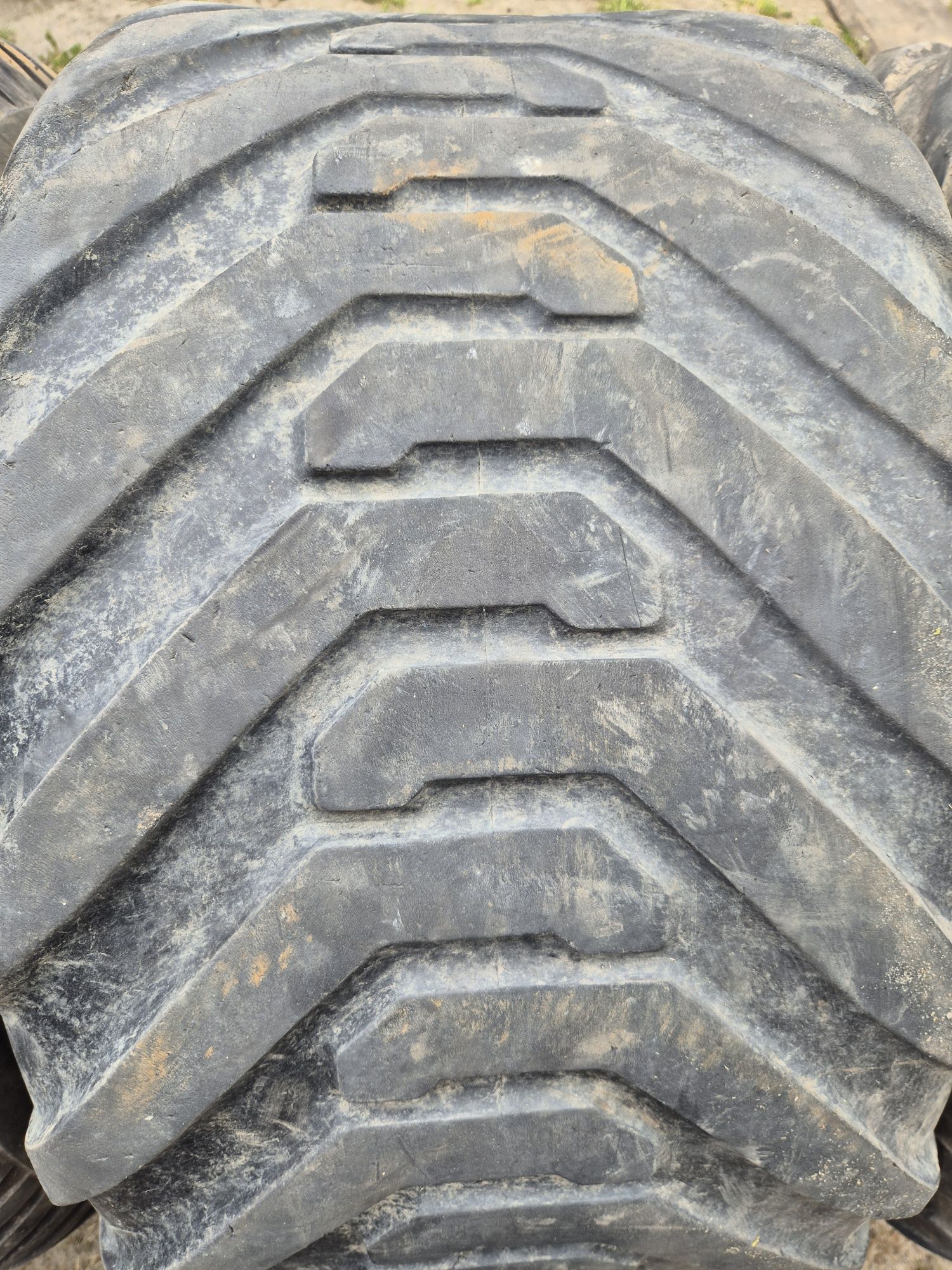 Opony 400/60-15.5  400/60r15.5