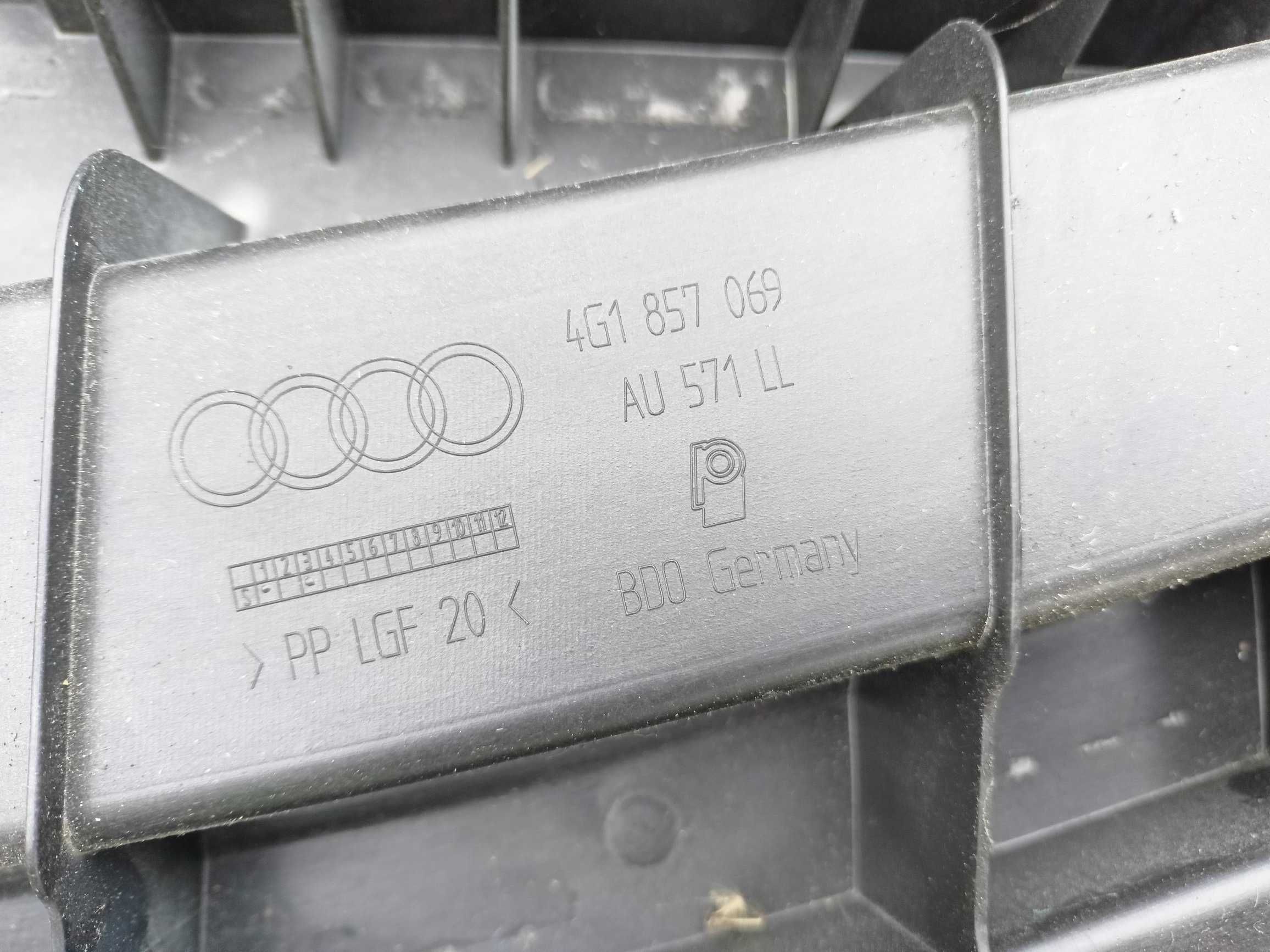 4G1.857.069 audi a6 c7 4g deska konsola kokpit bez head up czarna