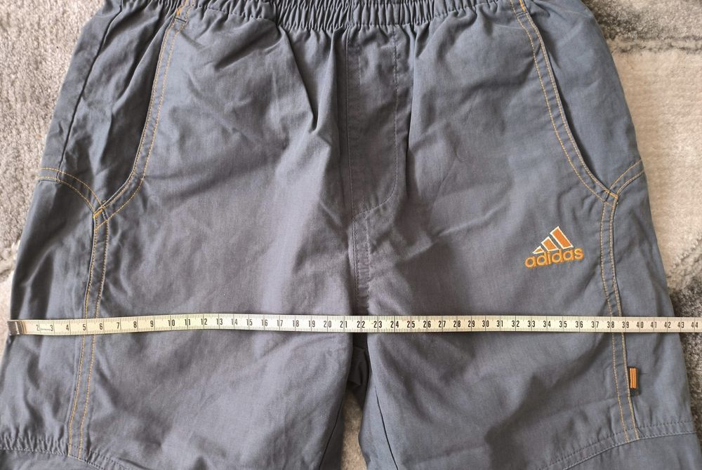 Krótkie spodenki dla chłopca, Adidas, 7/9lat,122- 134cm