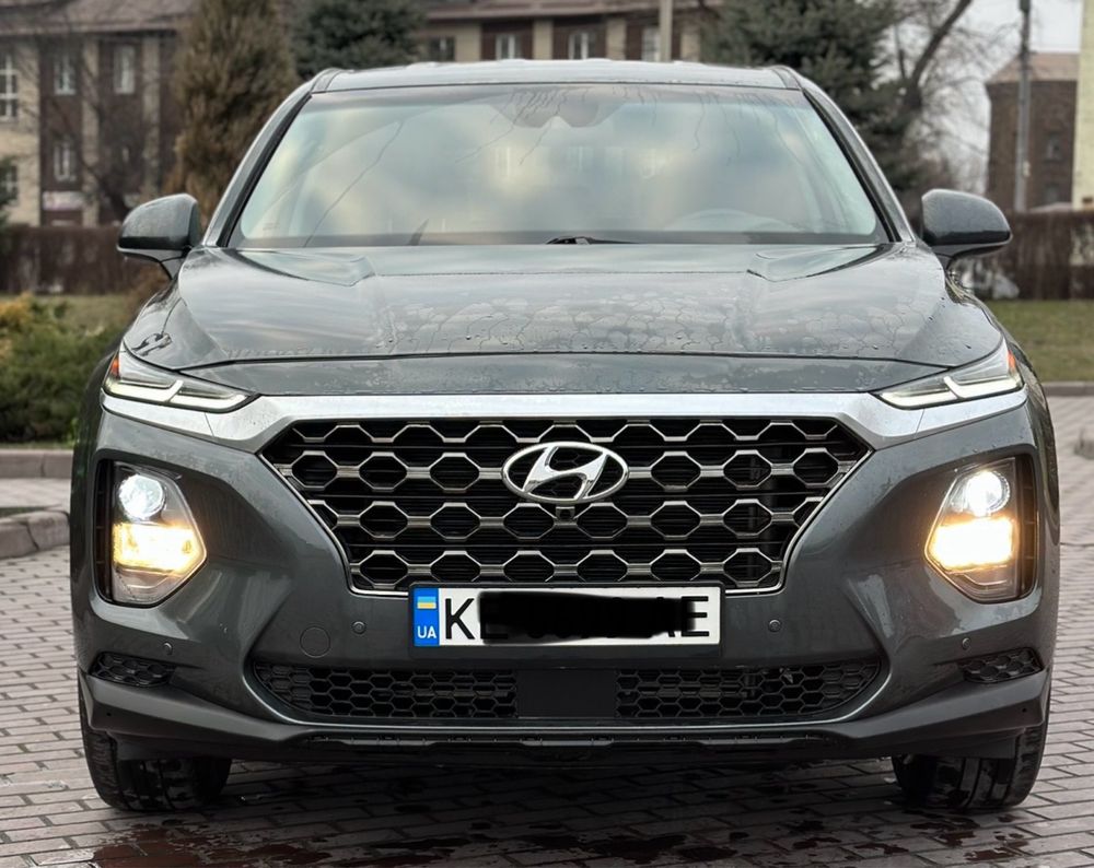 Продам Hyundai Santa-Fe 2020 2.4