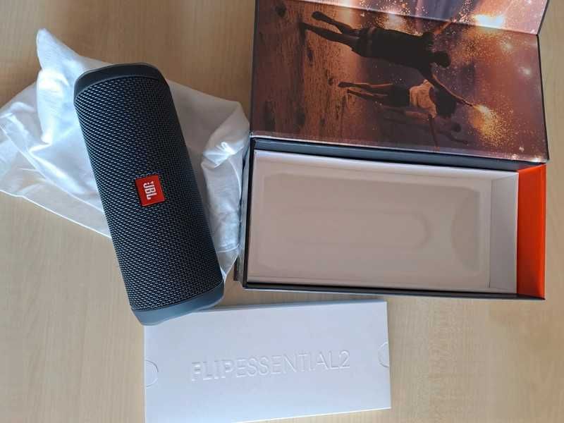 Coluna jbl flipessencial 2 NOVA
