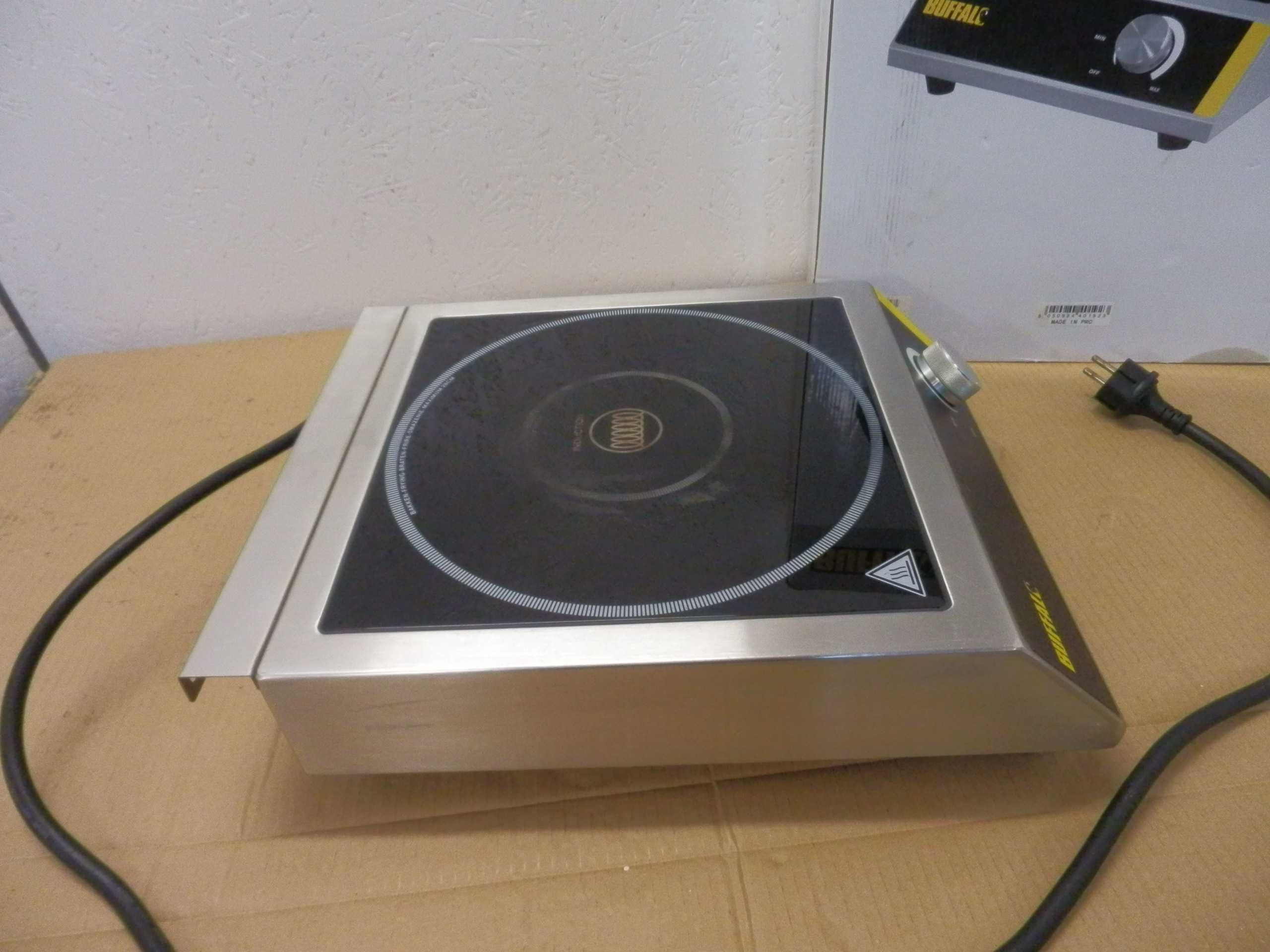 Płyta indukcyjna Buffalo 3000 W,