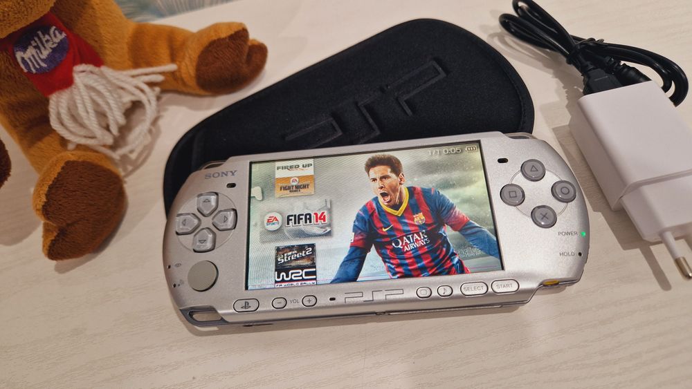 Sony PSP 3000 l 64гиг 138игр +чехол!