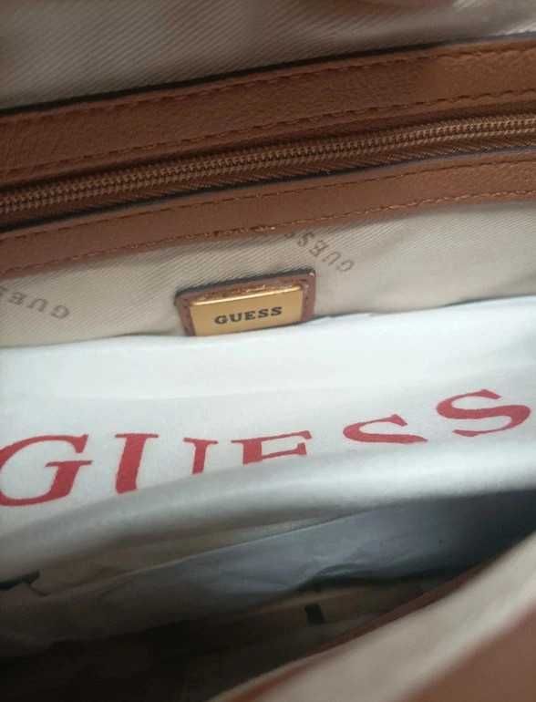 GUESS Torebka Na Ramię Zadie
