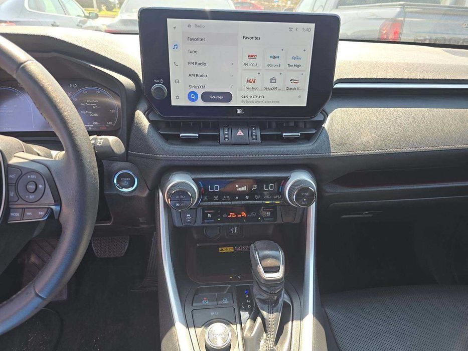 Toyota RAV4 Hybrid Limited 2024