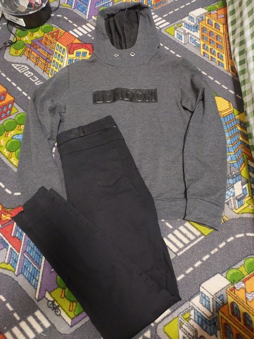 Віддам даром речі жіночі 44 розмір М