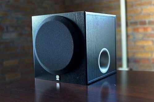 Wyjątkowy subwoofer aktywny Yamaha YST-FSW 150  sub subwufer