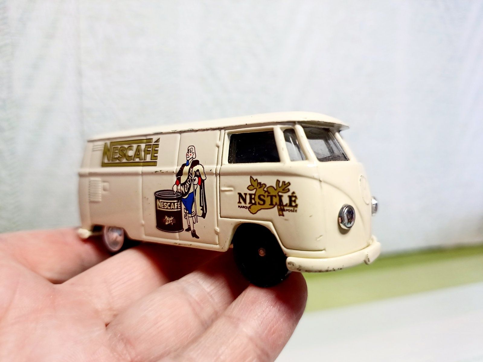 Corgi Volkswagen Combi Nescafe Ford Transit