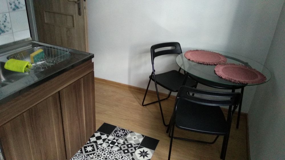 Całe Mieszkanie Wynajem Noclegi Pokoje Kwatery Osiedle Hutnicze