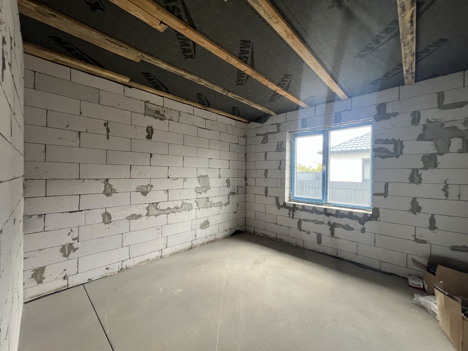 Продаж будинку з центральними комунікаціями