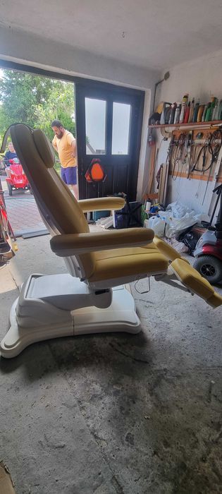 Fotel kosmetyczno-podologiczny