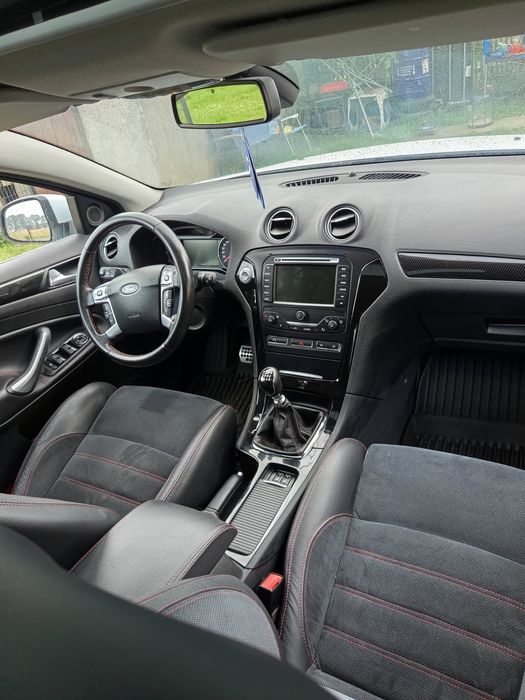 Mondeo Ford  w bardzo dobrym stanie