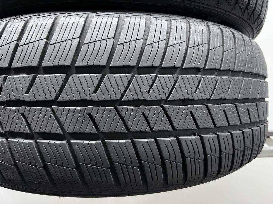 4шт зима 215/55/R17 2021р Barum Polaris 5