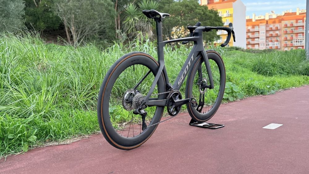 Scott Foil RC10 2025