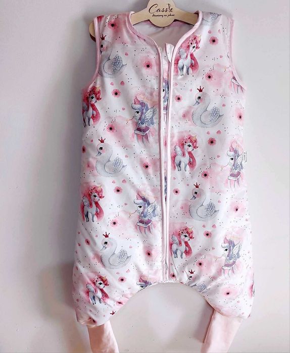 Śpiworek z nogawkami wywijane tzw.skarpeta 1,5 tog r 92-98  Jednorożce