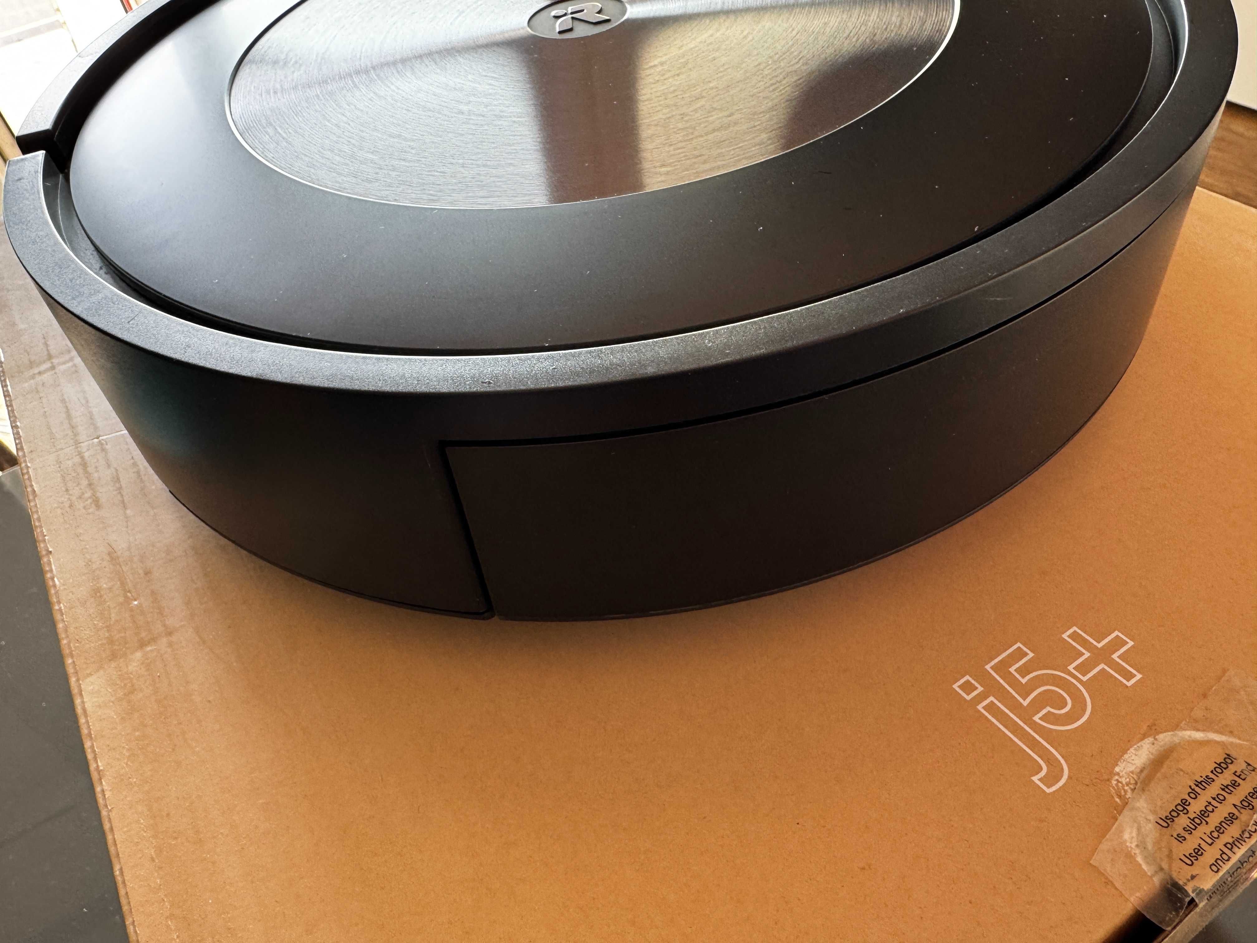 Robot sprzątający iRobot Roomba Combo j5+