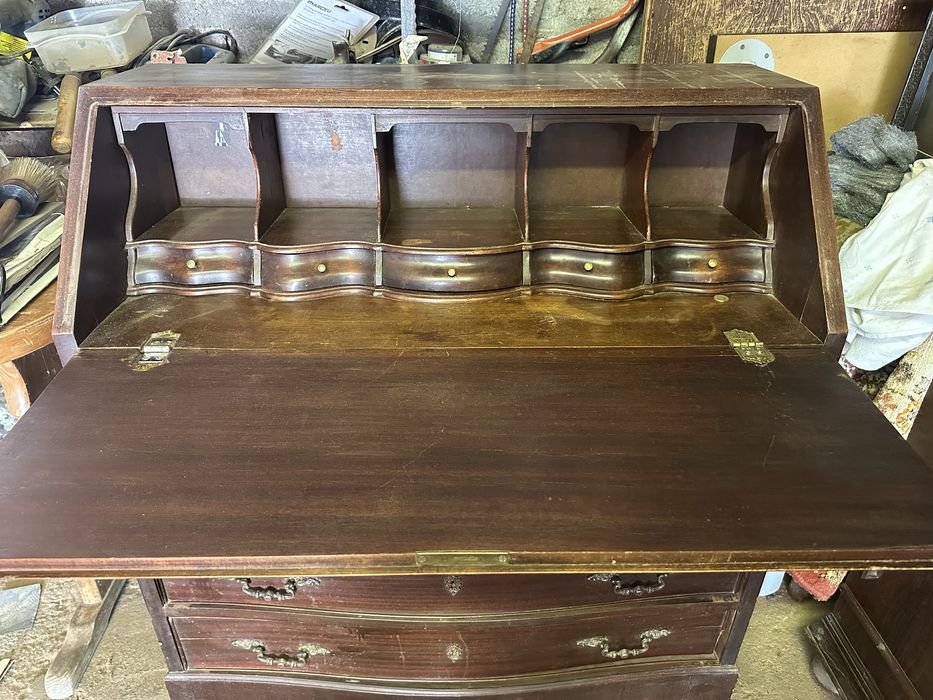 Secretária de Madeira Marrom