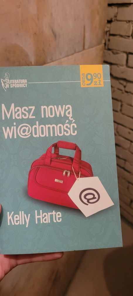 Książka literatura w spódnicy (do wyboru)