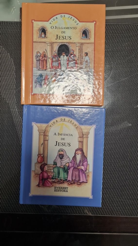 Livro sobre a vida de Jesus