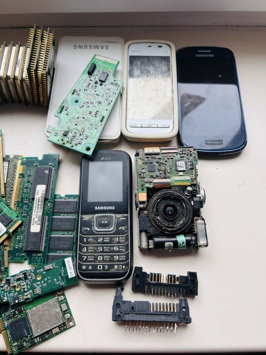 Радиодетали разные