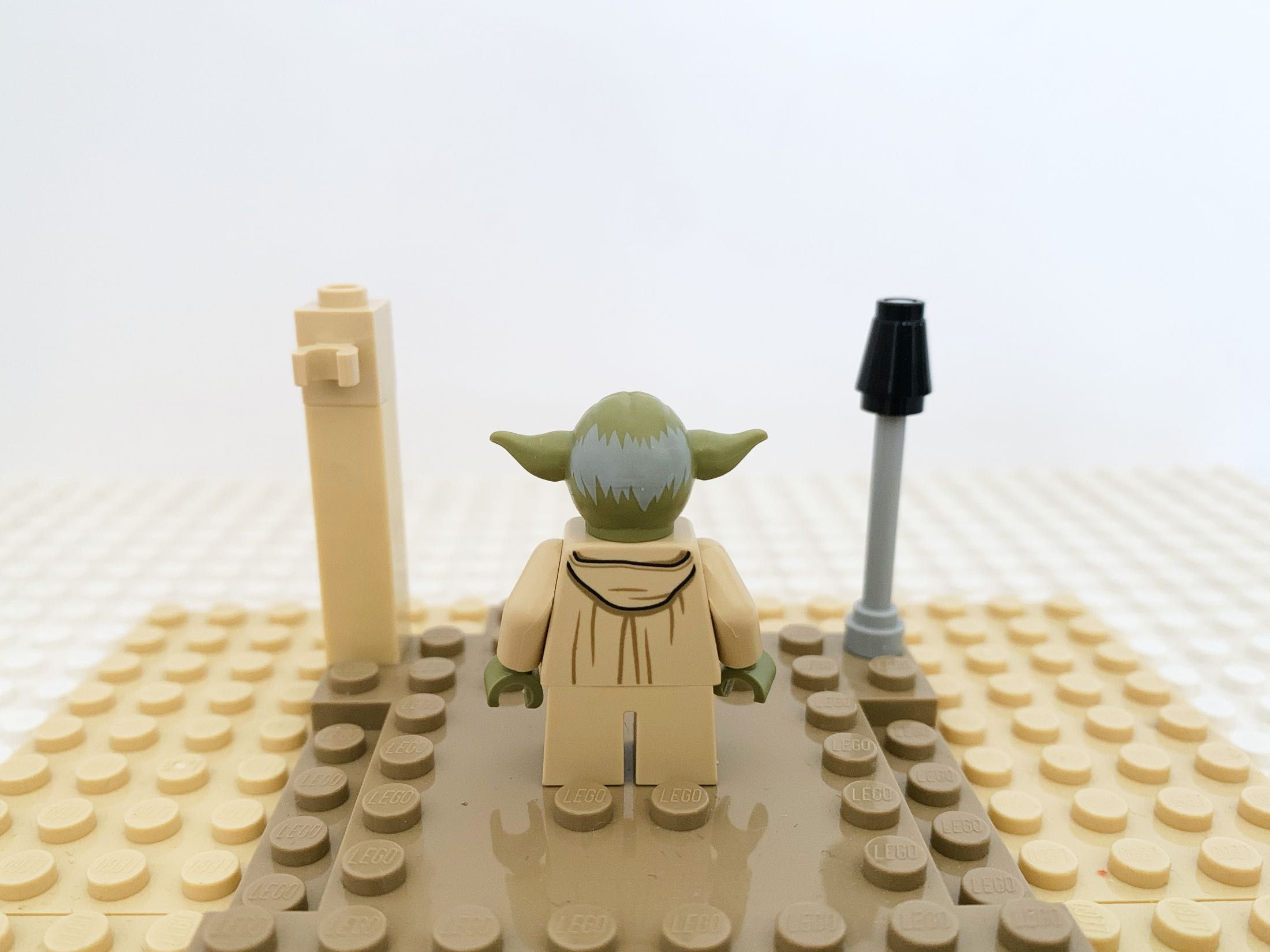 Lego Star Wars sw1288 Yoda - Olive Green, Open Robe with Small Creases