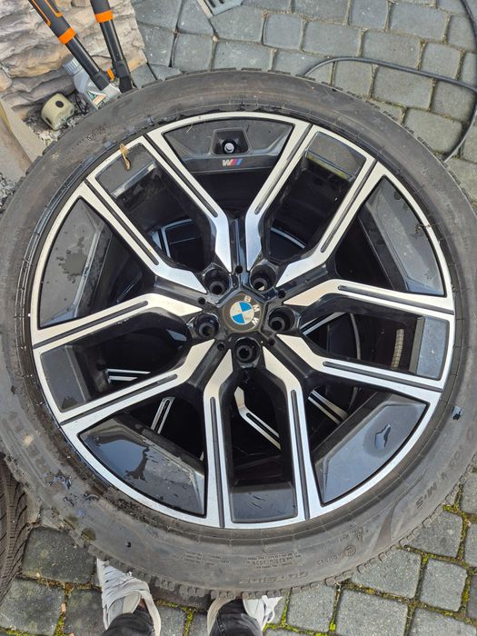 Koła BMW G70 20' zimowe styling 907M