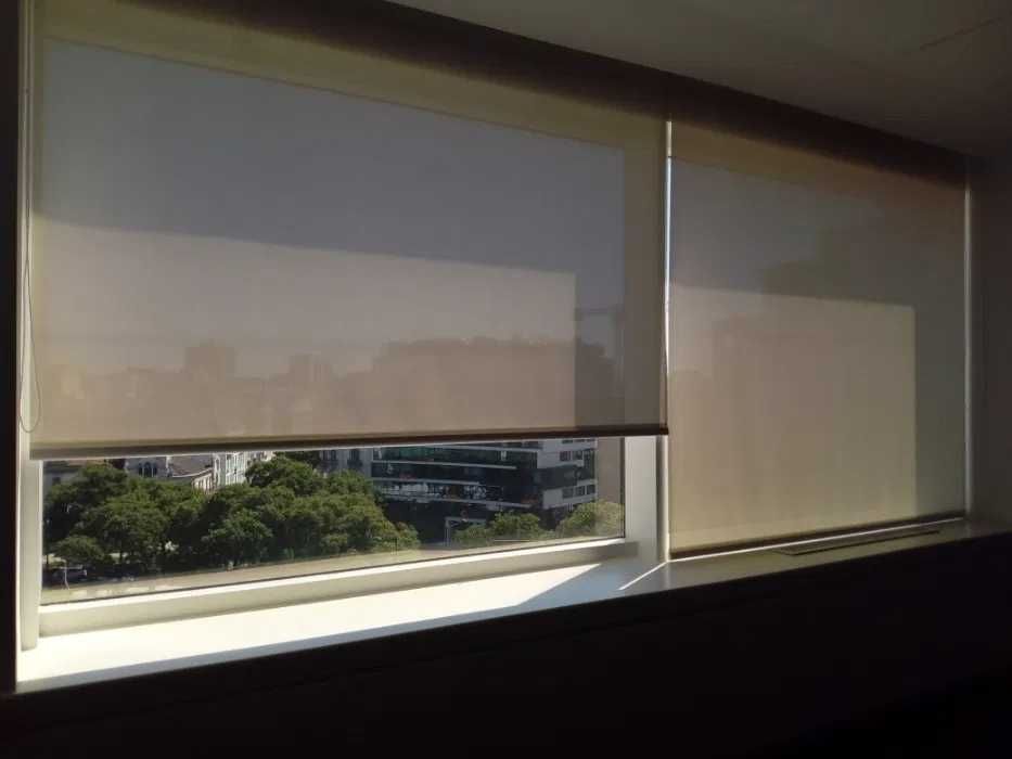 Cortinas / Estores de rolo várias medidas branco e bege