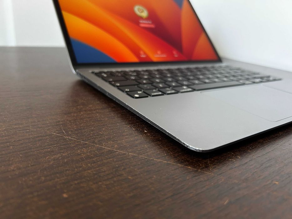 FV23% Apple Macbook AIR a2337 M1 8 CORE 8 GB RAM 256GB SSD RETINA 2K