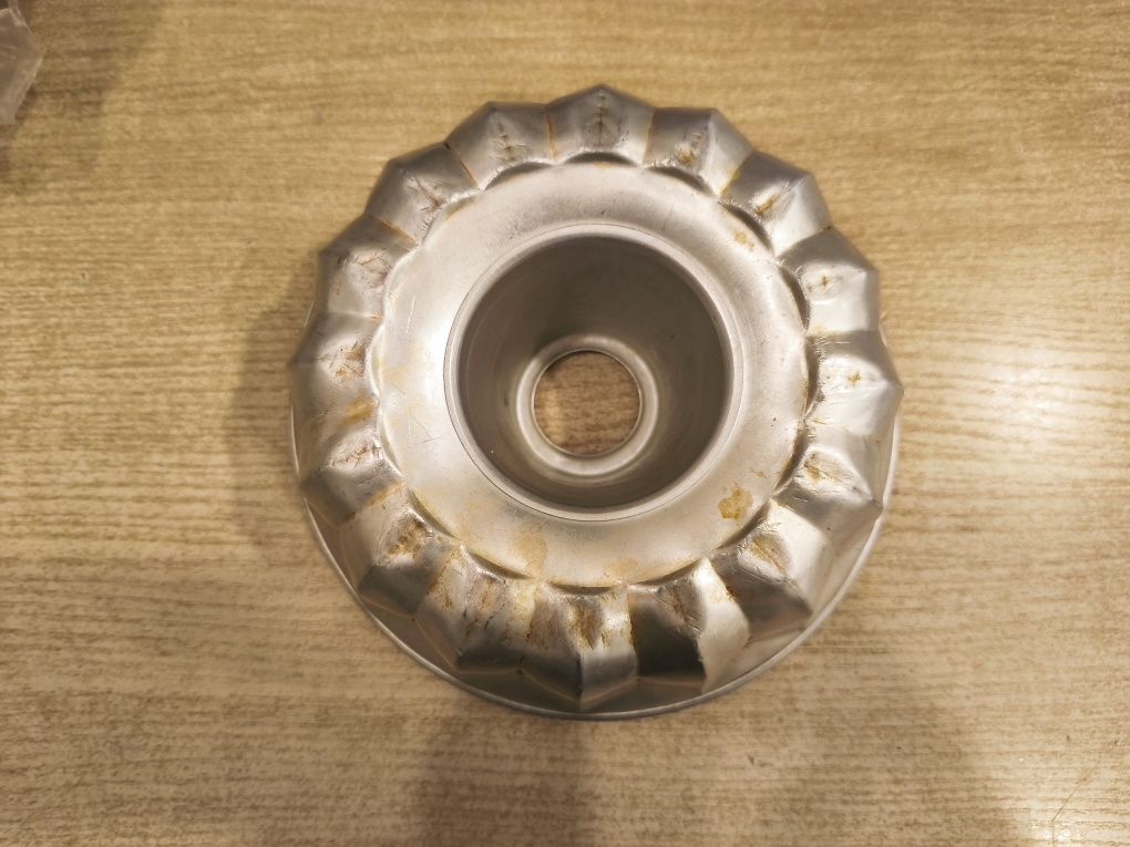 Forma do babki, tortownicy, grube aluminium  średnica 20, wysoka 7