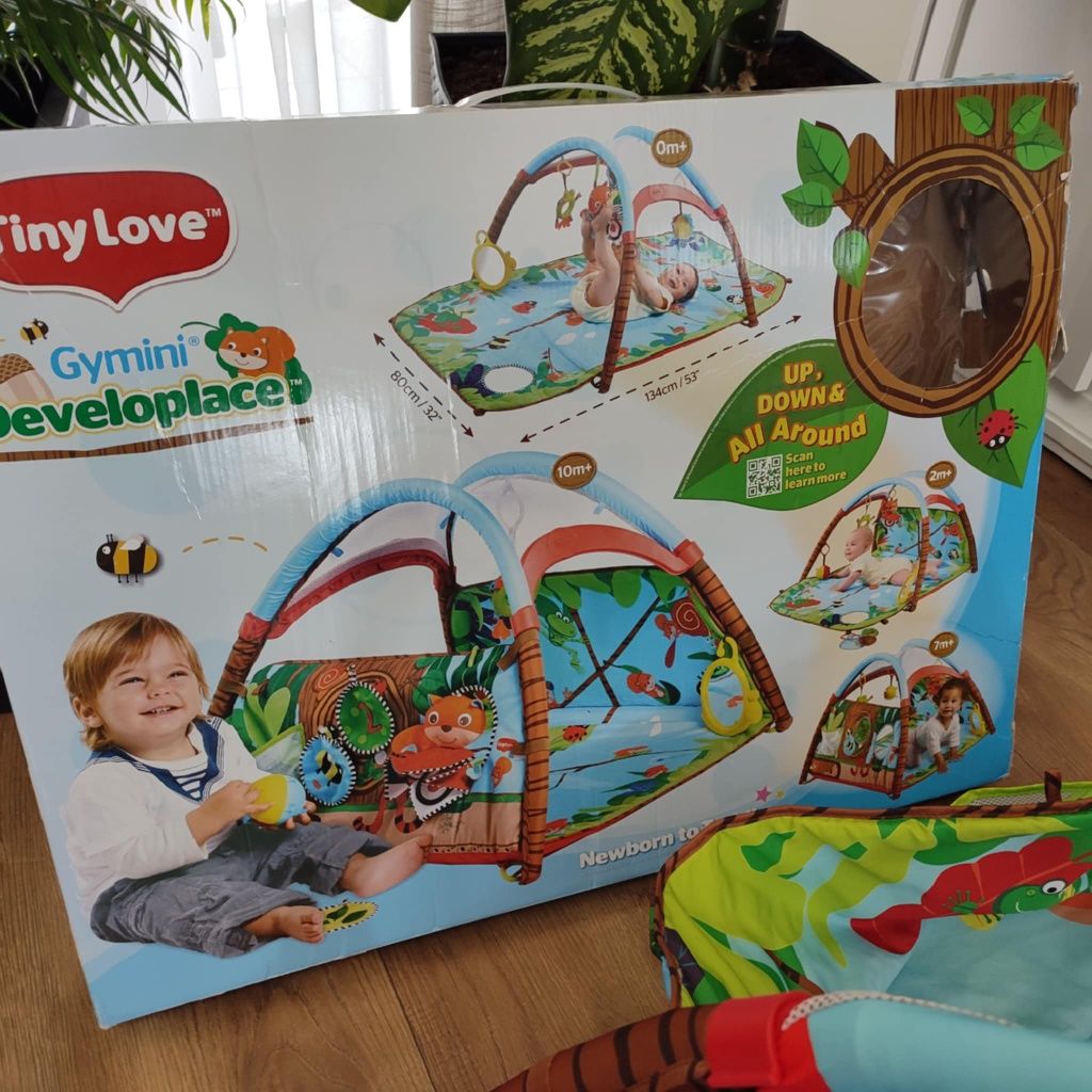 Mata edukacyjna Tiny Live dla dzieci