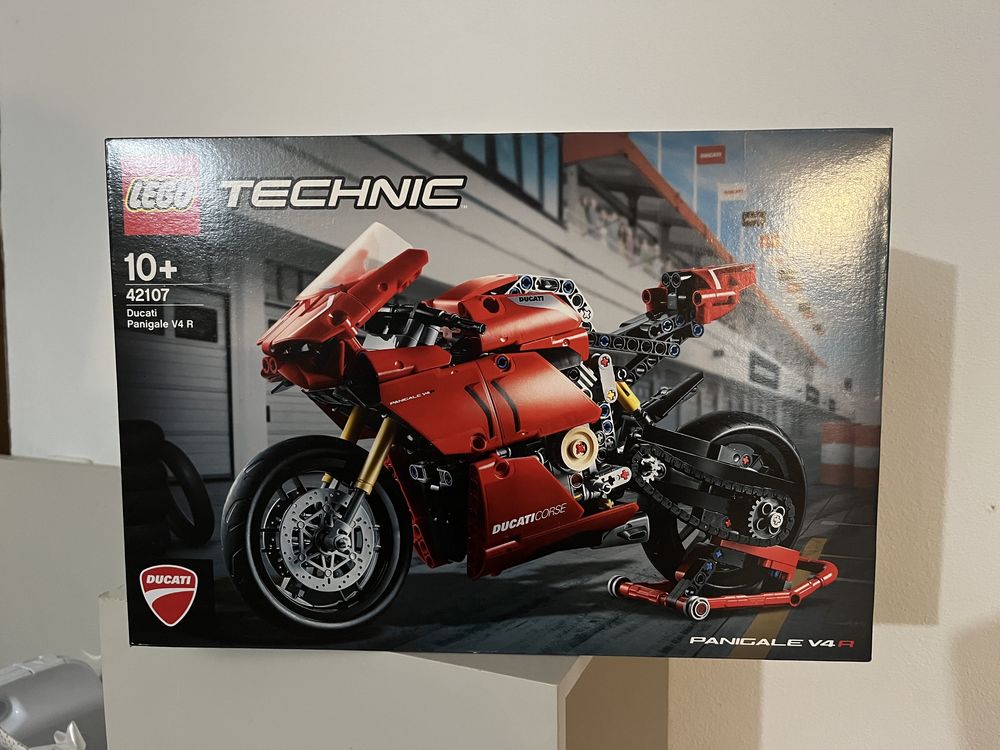 Lego 42107 Ducati Panigale V4 R (selado)