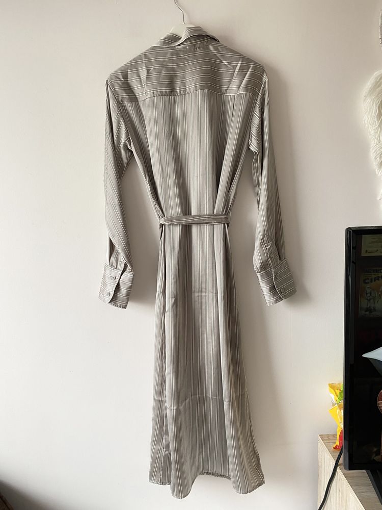 H&M szara satynowa sukienka midi paski szmizjerka koszulowa