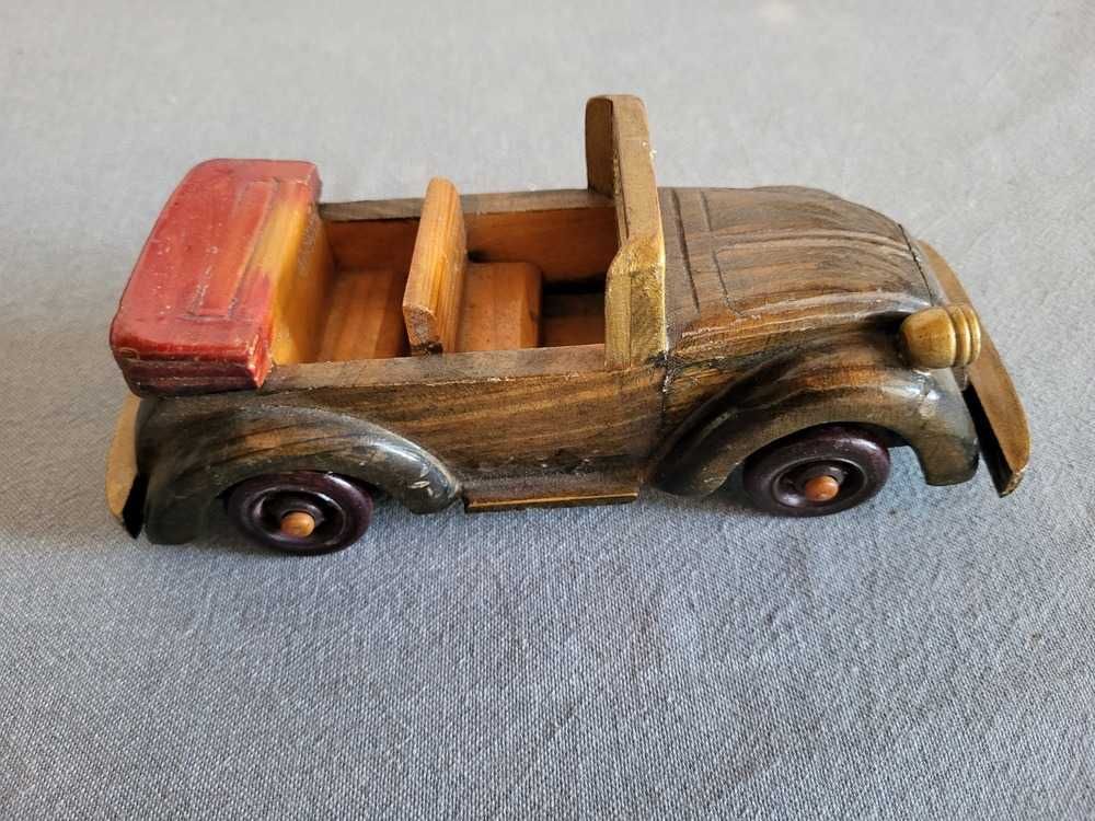Carro em Madeira