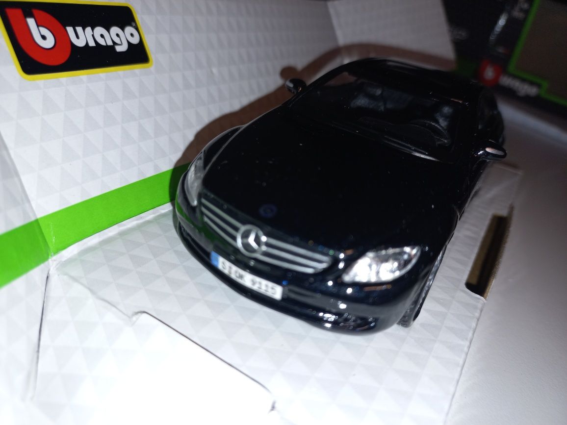 Bburago Mercedes-Benz CL 550, skala 1:32