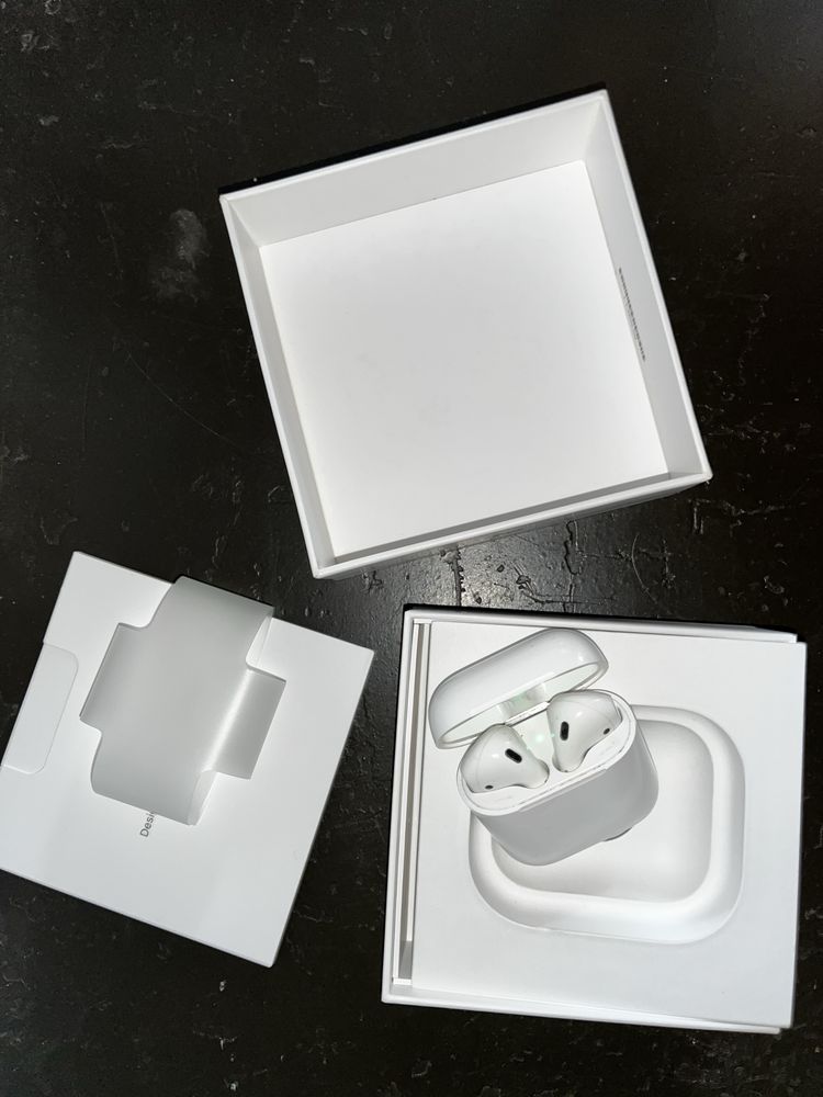 Apple Airpods 2, MV7N2ZM/A. A 2031. Оріг.