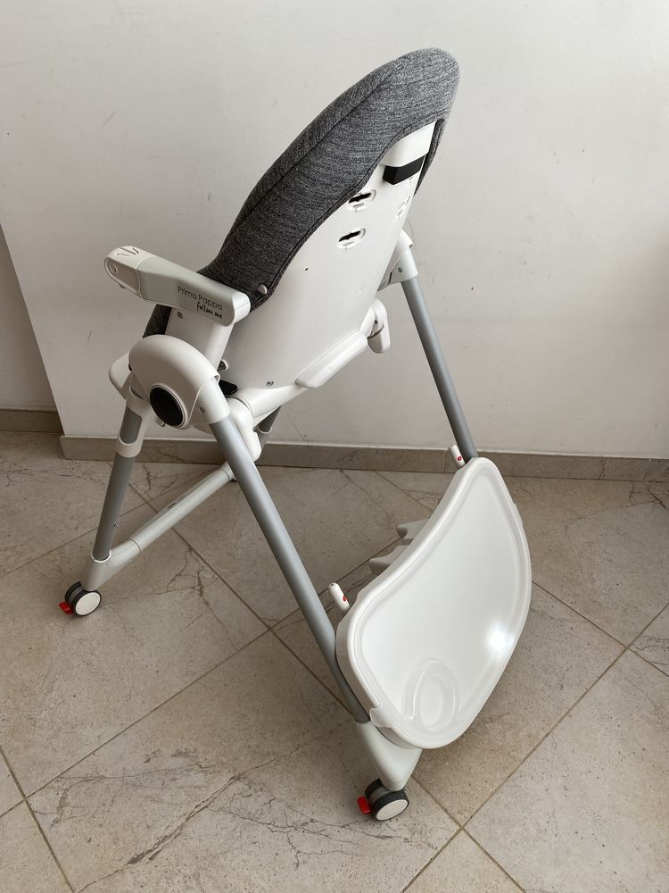 Стільчик для годування Peg Perego Prima Pappa Follow Me сірий