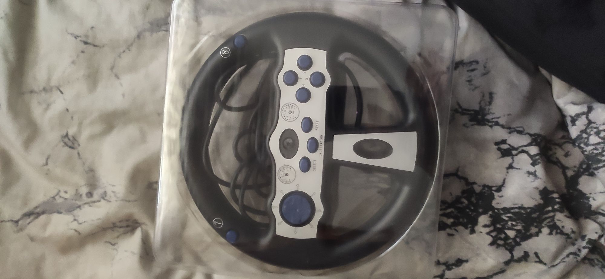 Ігрове кермо 

RACING WHEEL