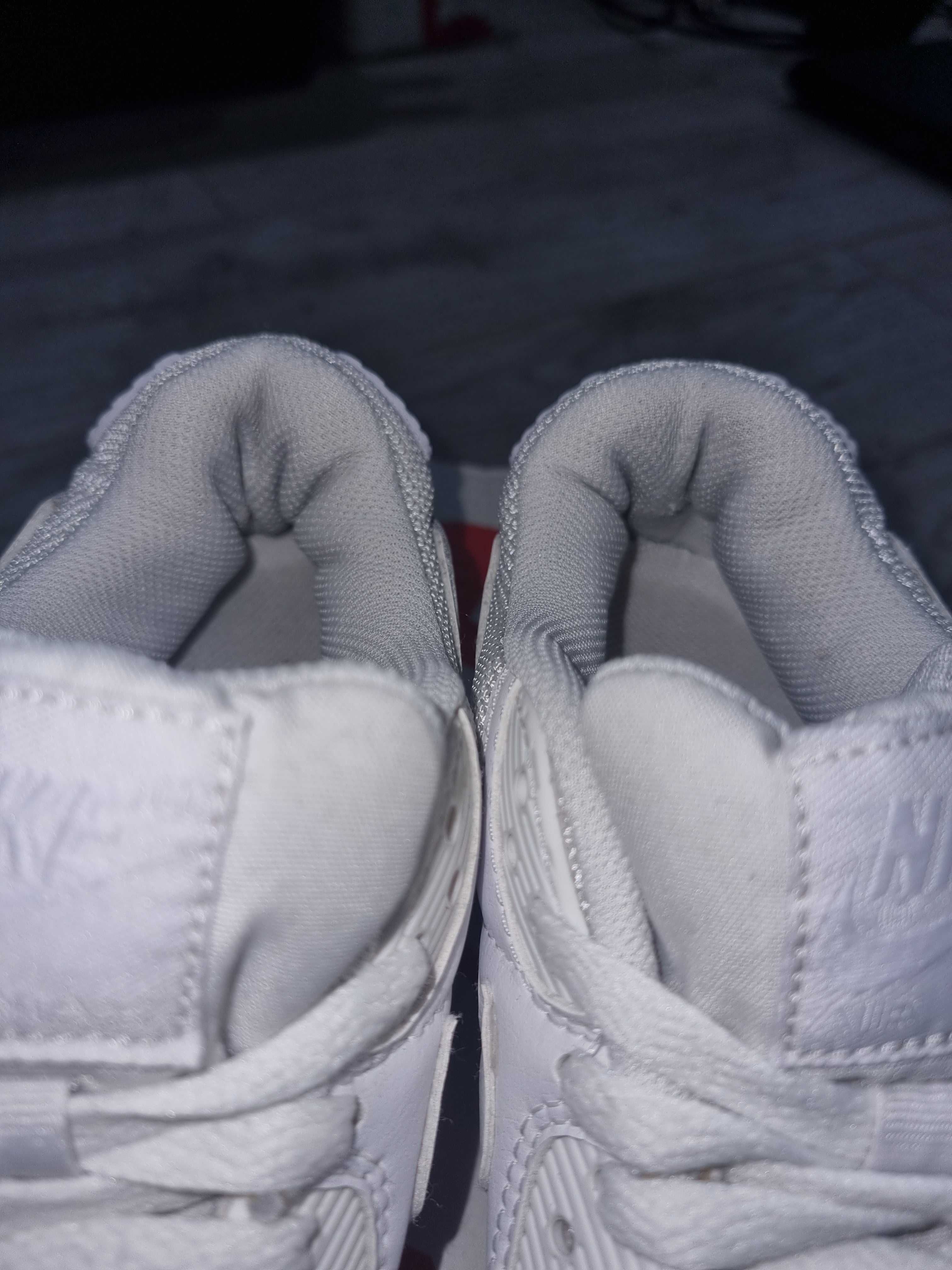 Białe buty NIKE Air Max 90, oryginalne, 38,5 (24,5 cm)