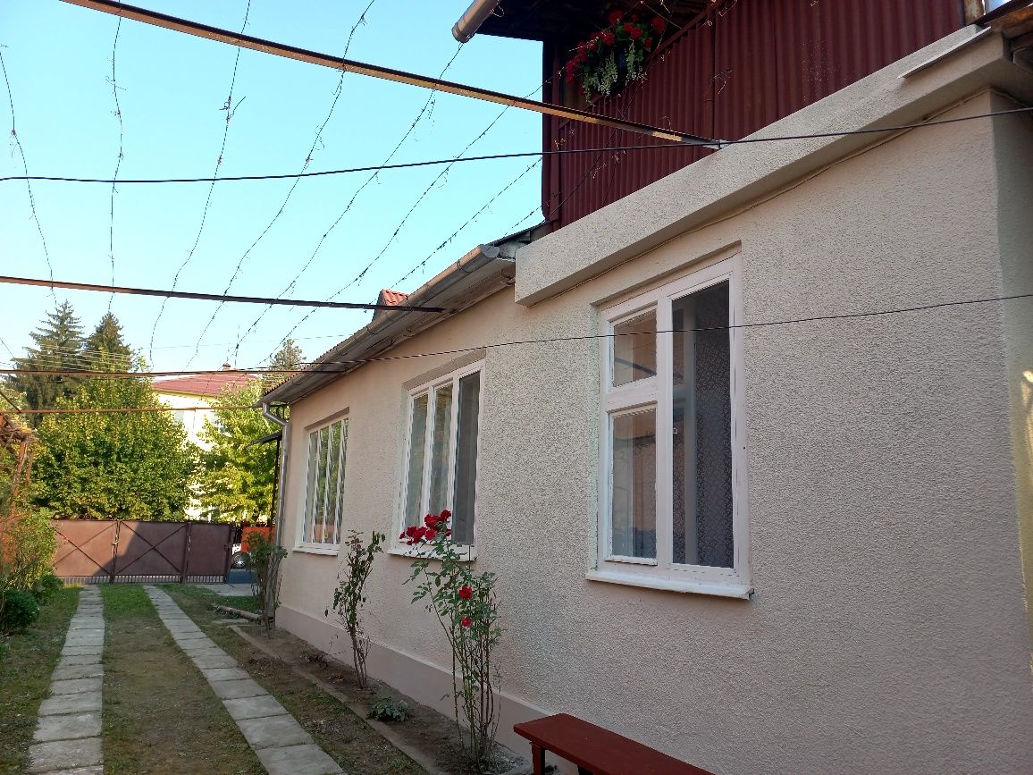 Вул. Загорська,, 7 сот, рн ліцею ( під бізнес чи житло), при центр дор
