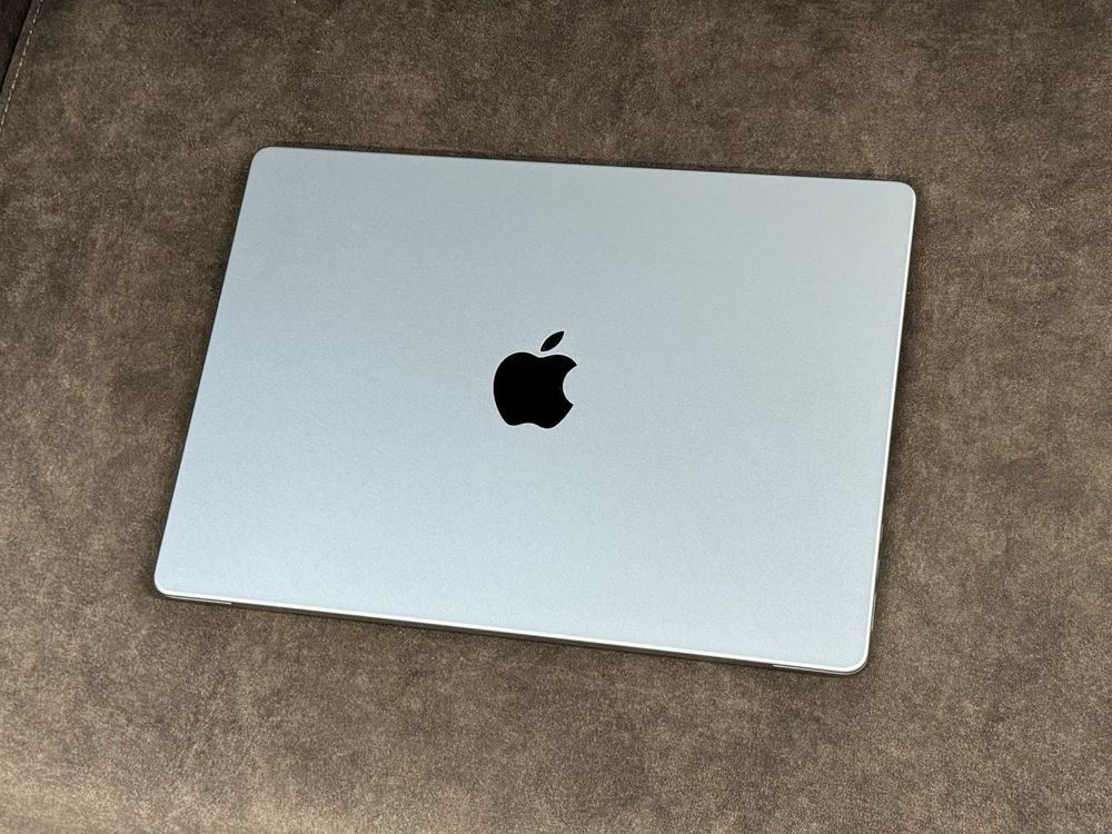 MacBook PRO  14 / M1 Pro / RAM 16 / SSD 1 TB / Space Grey / 2021