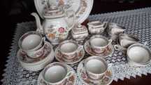 Porcelana,kolekcja,Villeroy&Boch,filiżanki,dzbanek,cukiernica,12 osób