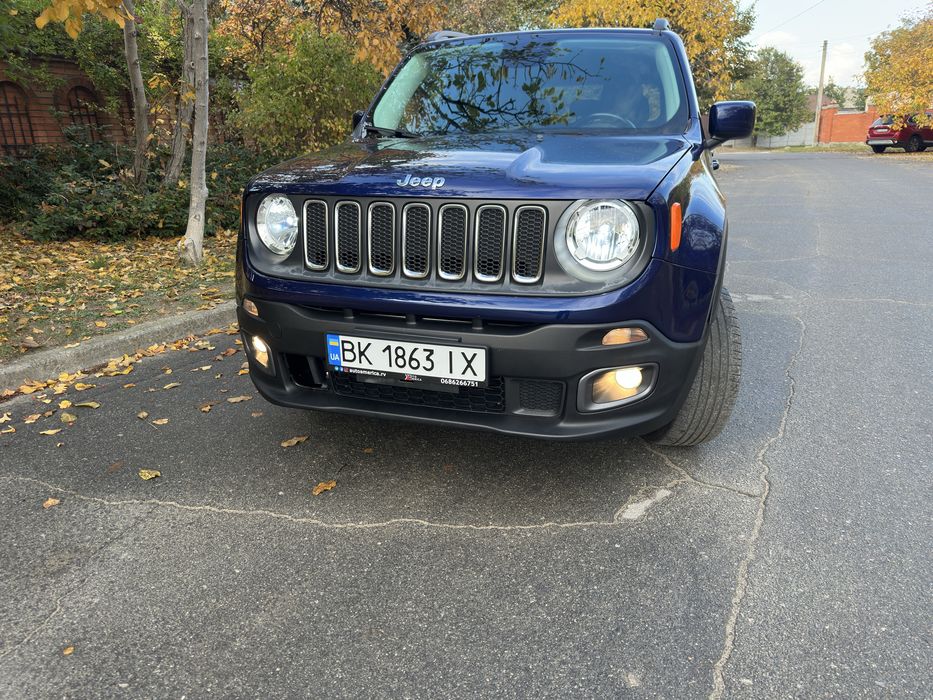 Продаю Jeep renegade latitude