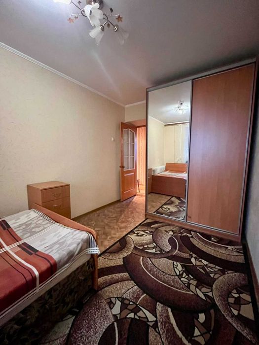 Оренда 2-х кімнатної  квартири перехрестя в. Шевченка-Кривалівська.