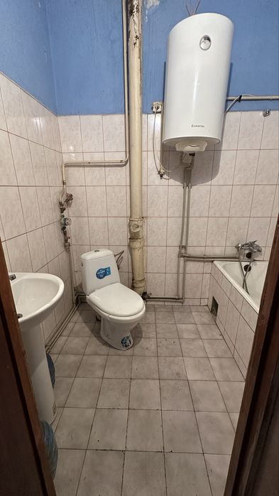 Продаж; квартира; приміщення; Чернівці; центр; фасад;