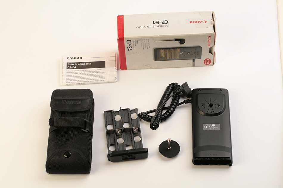 Батарейний блок Canon CP-E4