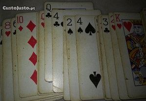 Conjunto de 3 Baralhos de Cartas