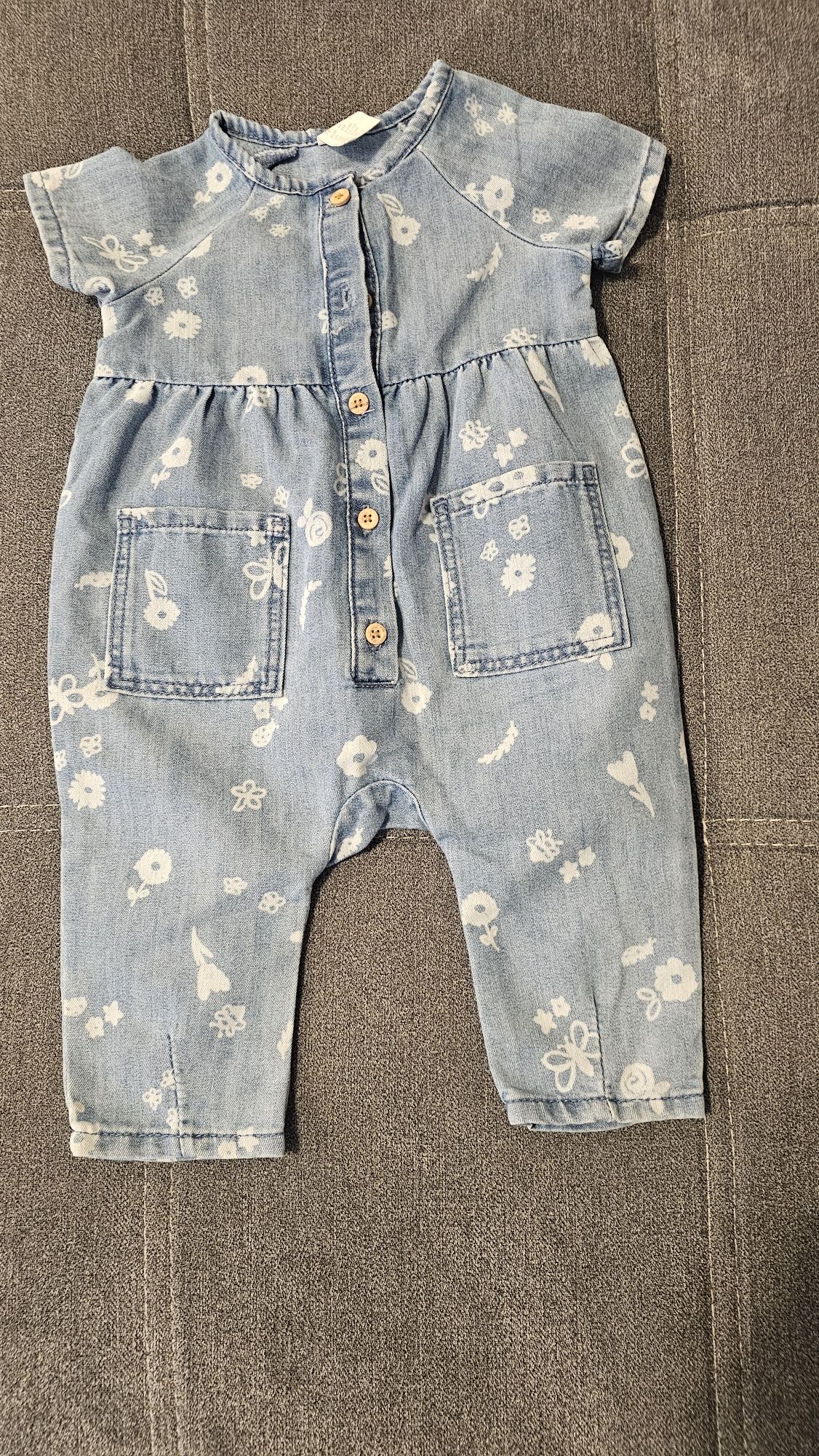 Kombinezon niemowlęcy jeans r. 68 H&M