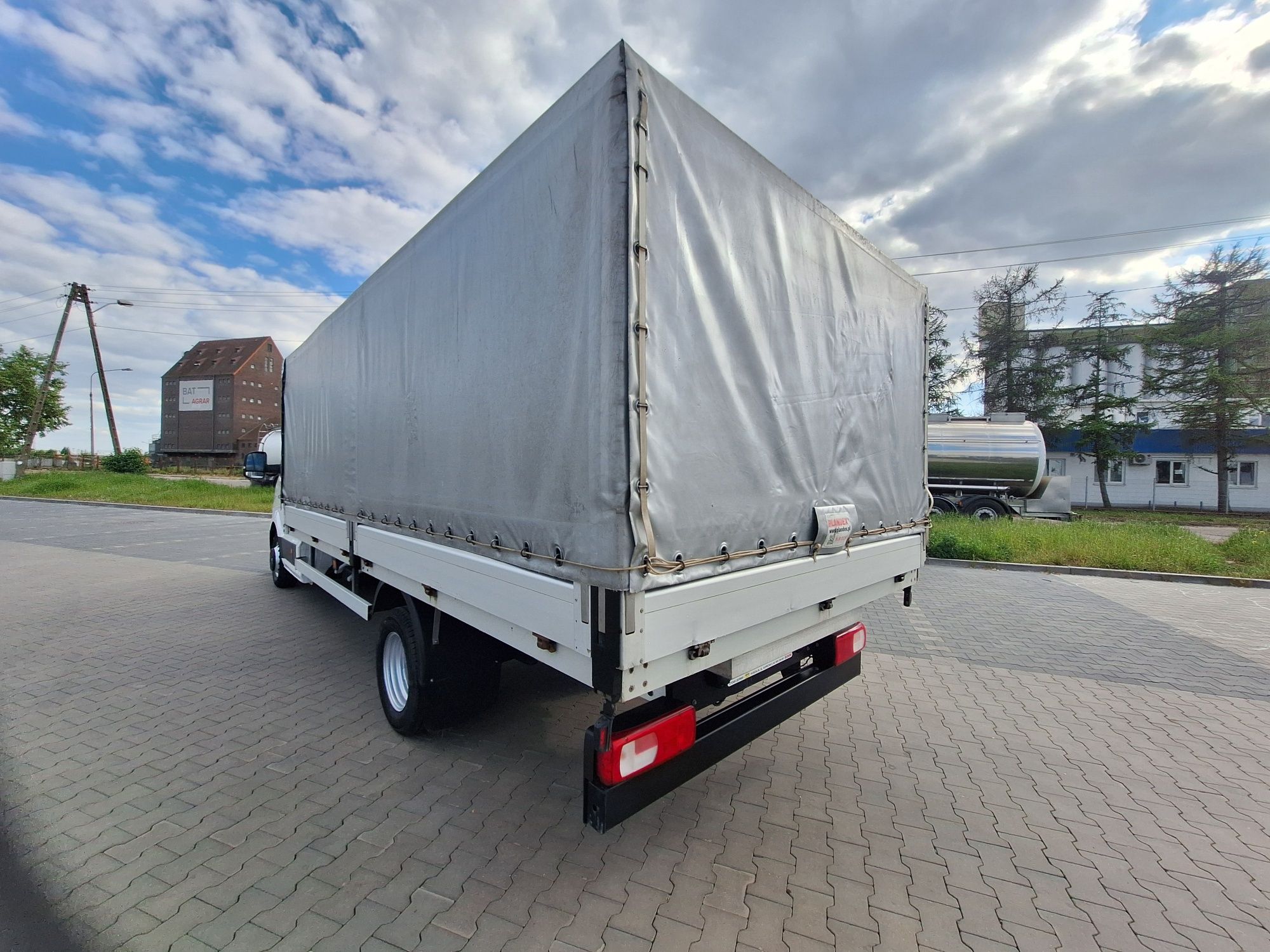 Wv Crafter Max Rozst. osi 4.5m Paka4.9 x 2.25m na B Salon PL1 wł. Fv23
